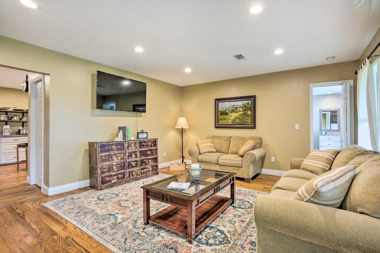 The Gathering Place Brenham Home On 6 Acres Kültér fotó