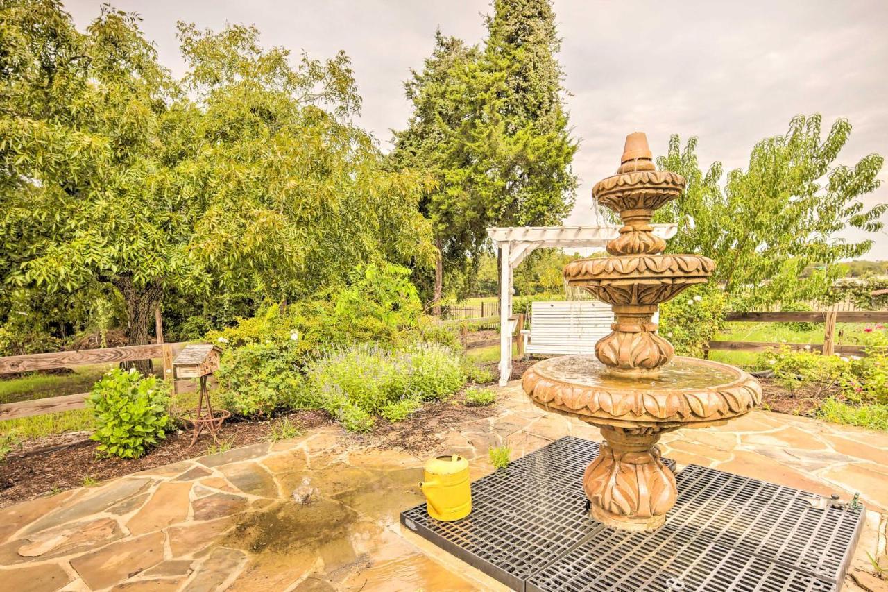 The Gathering Place Brenham Home On 6 Acres Kültér fotó